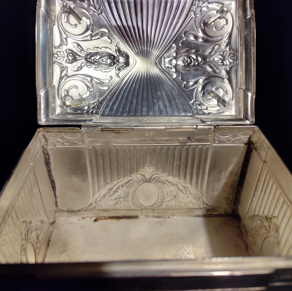 c.1900 WMF Jugendstil Secessionist Silver Plate Jewelry Casket - Picture 6 of 7